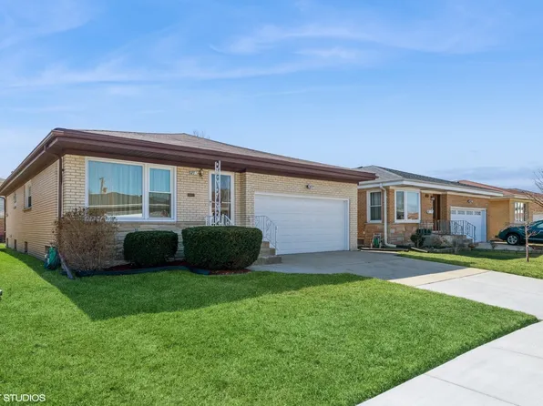 8251 W Catherine Ave, Chicago, IL 60656