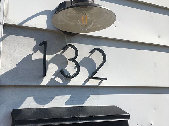 4th image of 132 Oneil St Unit 1