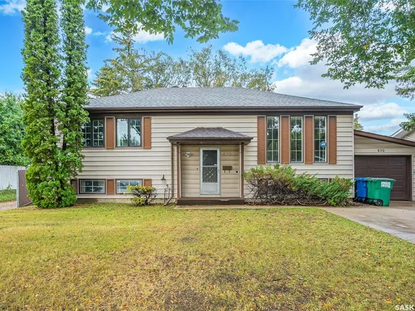 630 Acadia DRIVE, Saskatoon, SK S7H 3V9