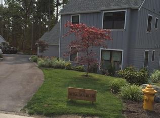 605 Twitchitaw Ct NE, Bainbridge Island, WA 98110