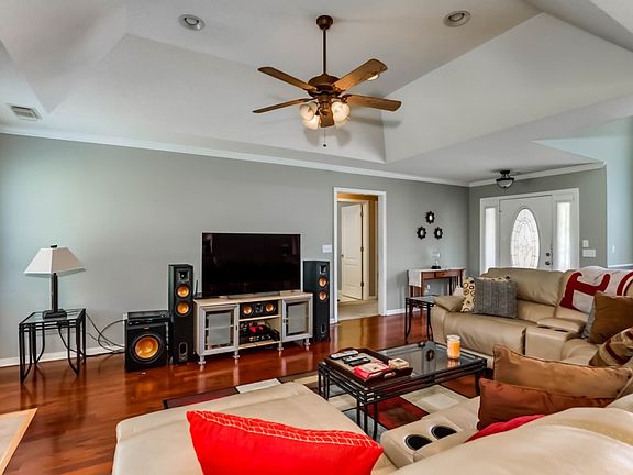 5th image of 4625 Crosshill Ln