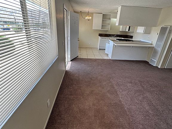 3rd image of 55315 Santa Fe Trl APT 1