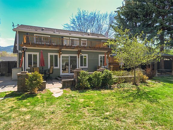 5th image of 10445 Lakewood Pl