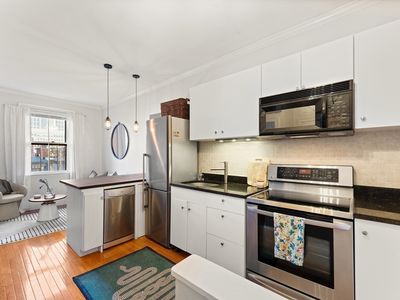 163 Beacon St APT 10, Boston, MA, 02116