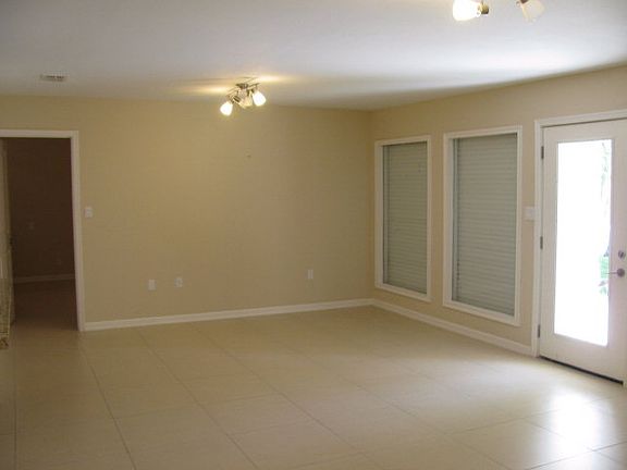 2nd image of 72 Wild Olive Ln