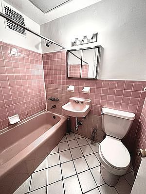5th image of 438 E 77th St #4C
