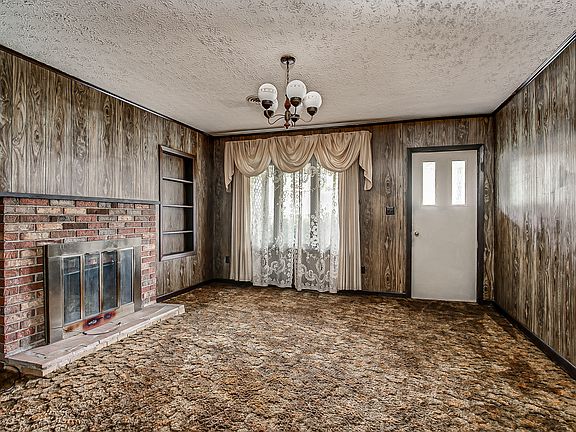 4th image of 4117 Sullivan Gardens Dr