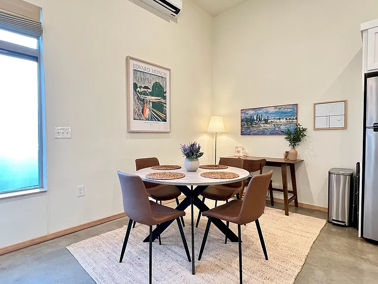 617 S Adams St #101 — Photo 22