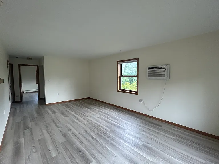 2438 Division St #3 — Photo 12