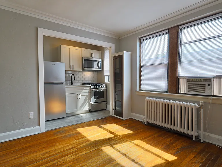 Apartments On Academy — Photo 18