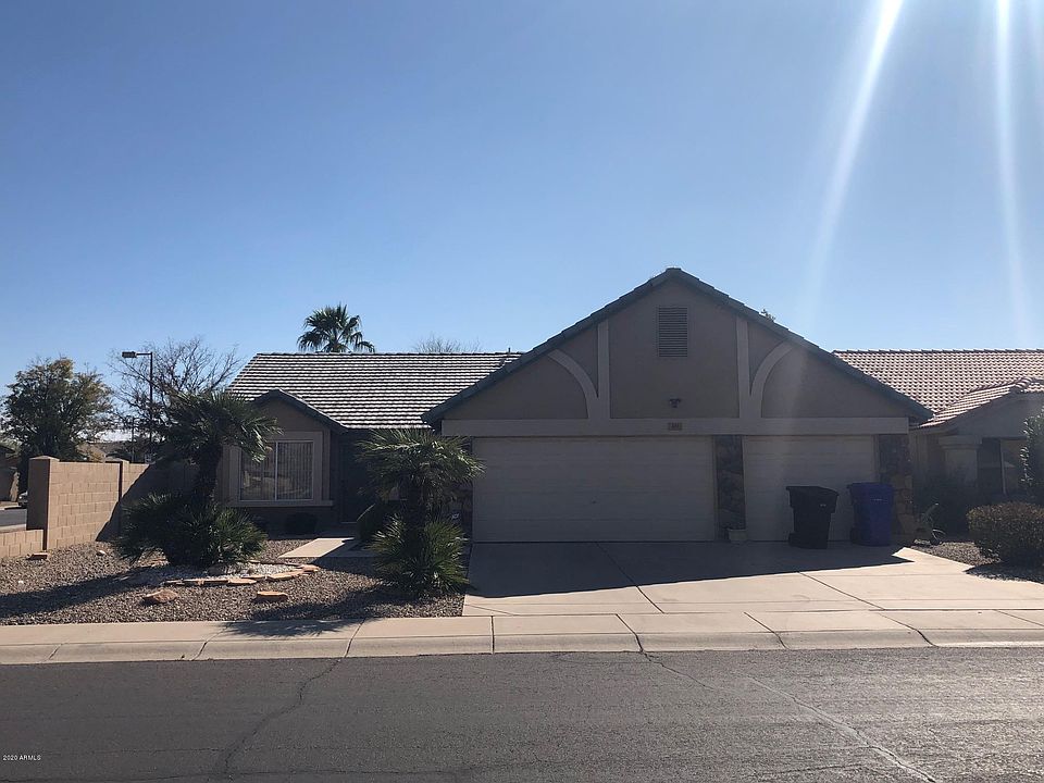 2nd image of 261 E Baylor Ln