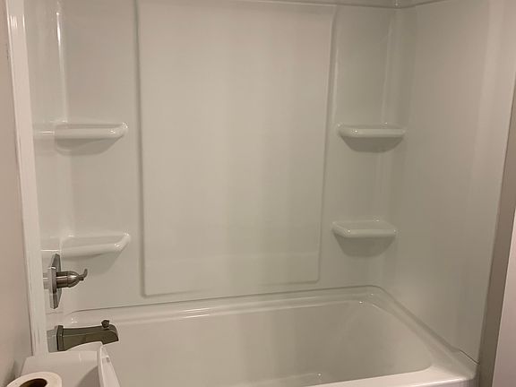 5th image of 1713 Columbus St