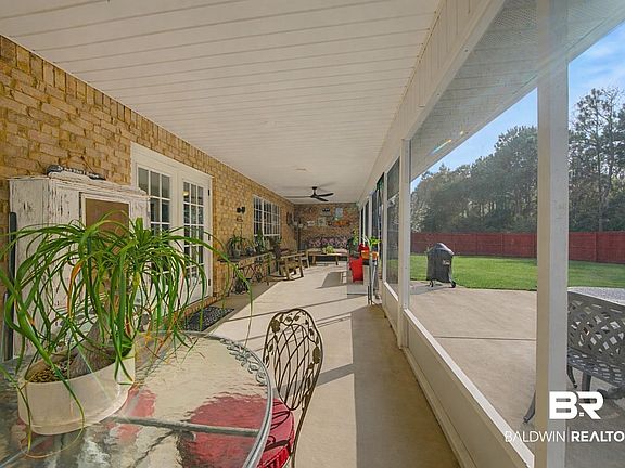 5th image of 313 Collinwood Loop