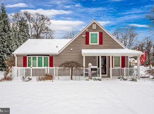 13125 Ardennes Ave, Rockville, MD 20851