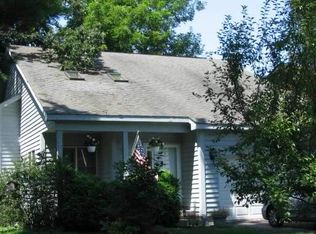 1007 Monroe St, Wauconda, IL