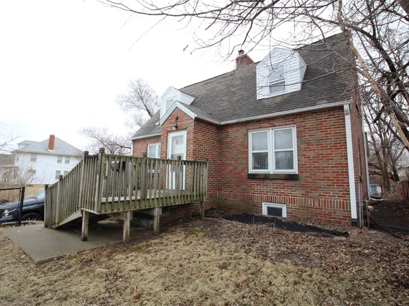 1421 1st Ave SW, Cedar Rapids, IA 52404
