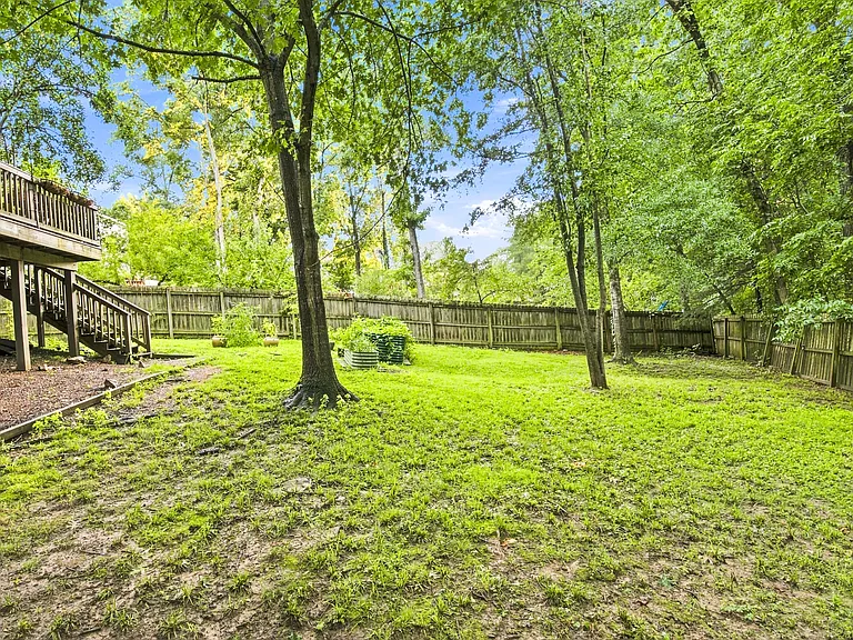 317 Deep Woods Cir — Photo 39
