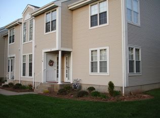302 Country Club Ct, Rocky Hill, CT 06067