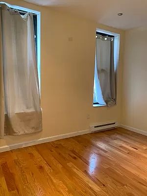 3rd image of 10 Manhattan Ave #1EE