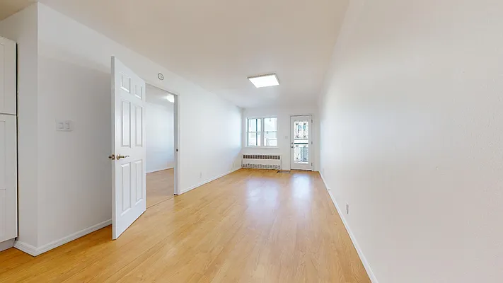 Rented by Bond New York | media 30