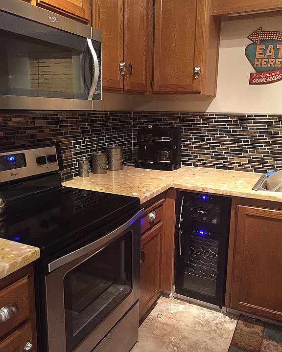 2nd image of 2347 Fairway Dr