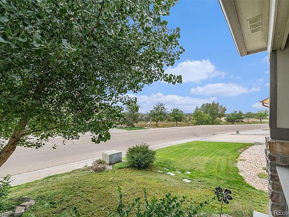 2nd image of 346 Sunset Drive