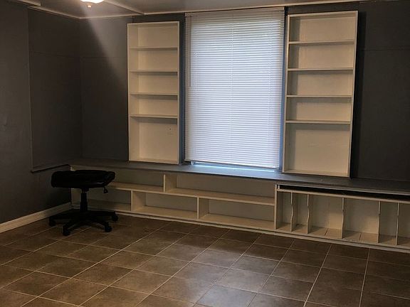 4th image of 2201 S Park Ave #36b9e5794