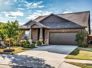 2936 Whitetail Chase Dr, Fort Worth, TX 76108