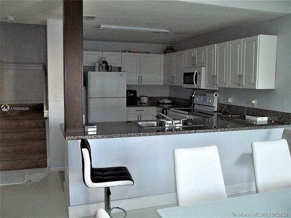3rd image of 11001 NW 83rd St APT 209