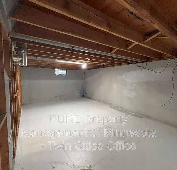 1617 Flag Ave N — Photo 18