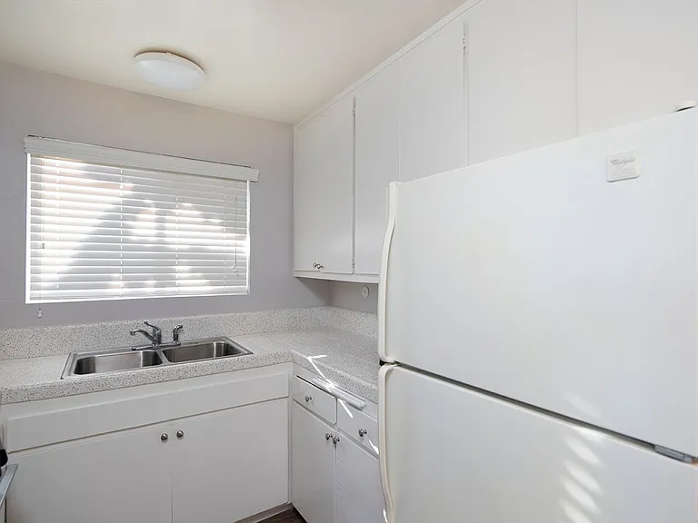 4444 Parks Ave #1 — Photo 3