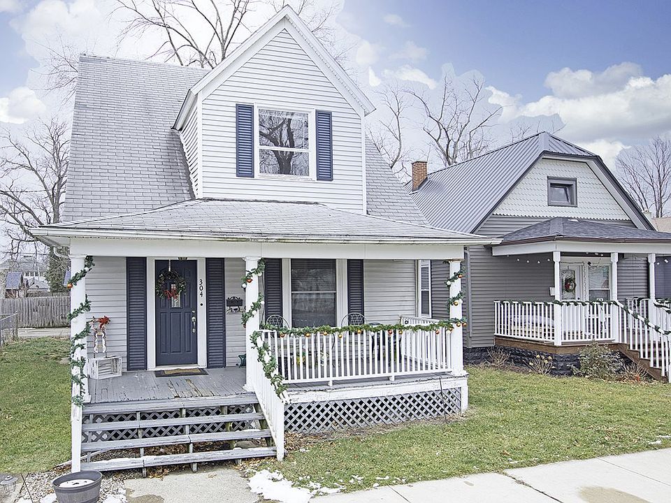 1st image of 304 N Michigan St