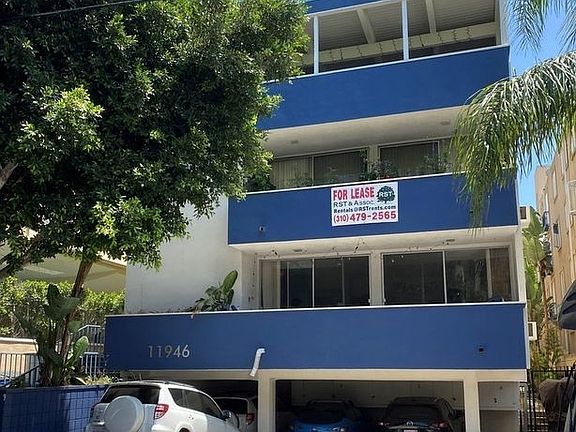 2nd image of 11946 Montana Ave APT 101