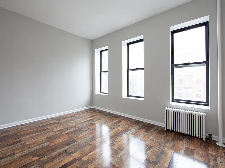 855 9th Ave #2A — Photo 4