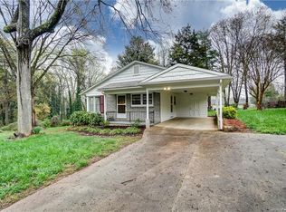 1100 Green Circle Dr, Gastonia, NC 28054