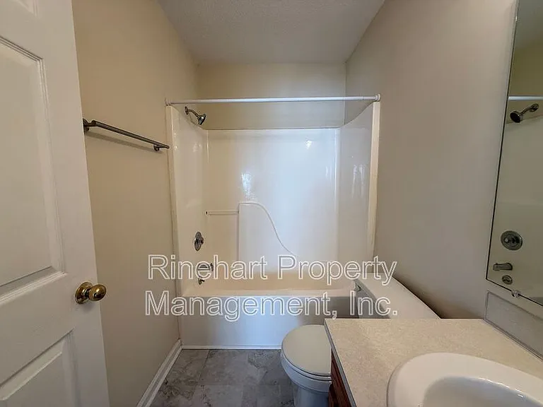 1033 Park Meadow Dr — Photo 8