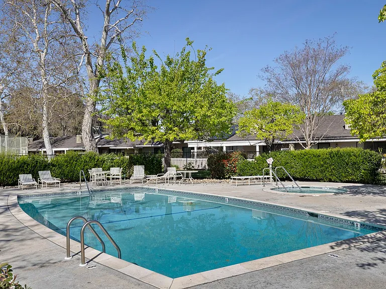 1141 Holly Oak Cir — Photo 19