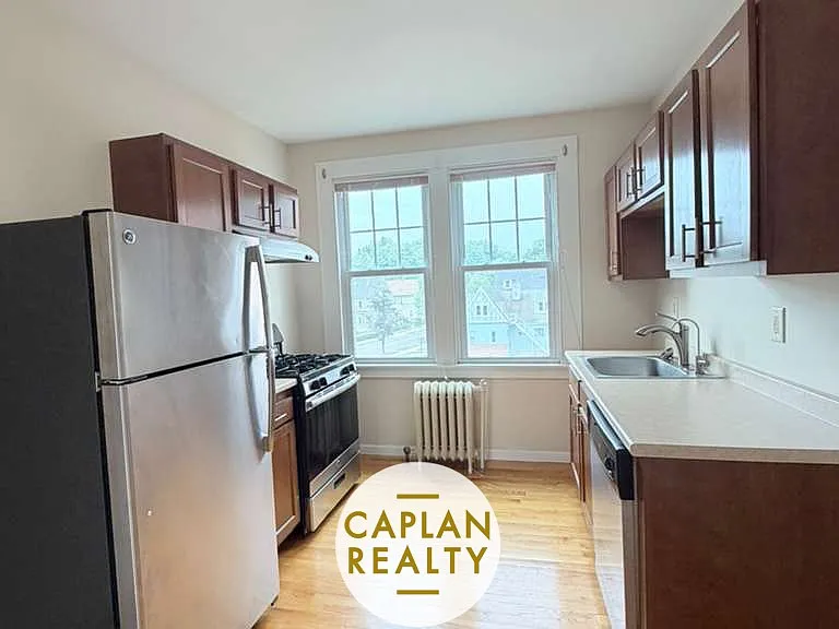 405 Main St #6 — Photo 6