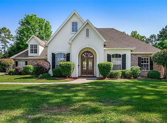 2nd image of 319 Winchester Cir