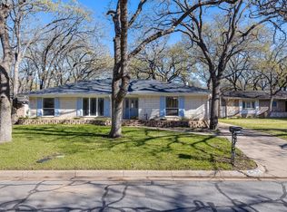 3411 Somerset Dr, Arlington, TX 76013
