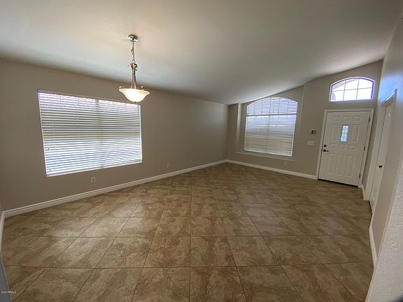 5th image of 2149 S Longwood Cir