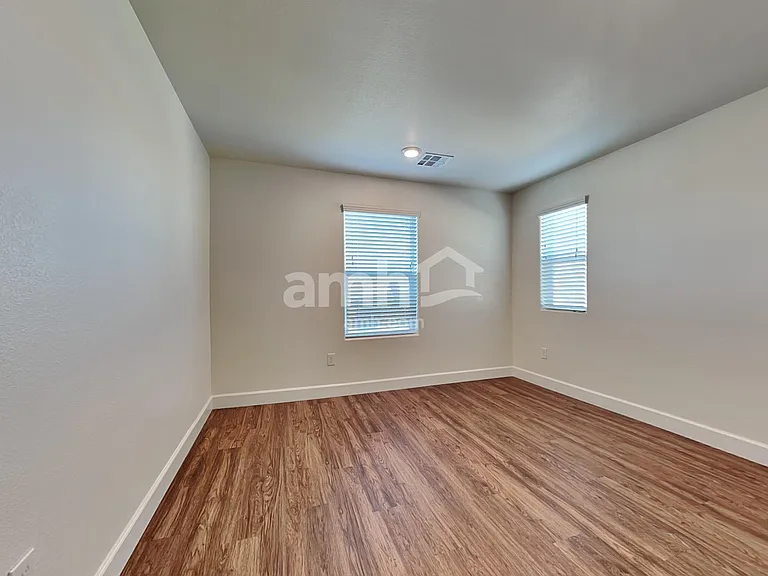 1506 Garden Swing Ave — Photo 22
