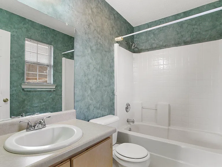 2115 Walberg Dr — Photo 42