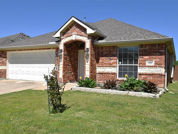 3rd image of 2757 Cascade Cove Dr