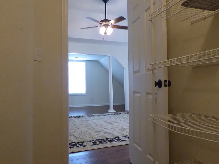 2205 Barrington Ln — Photo 26