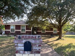 146 Sunrise Ln, Mc Gregor, TX 76657