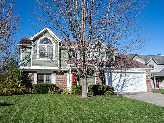 2nd image of 8544 Woodstone Ct
