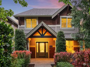 925 State St S, Kirkland, WA 98033