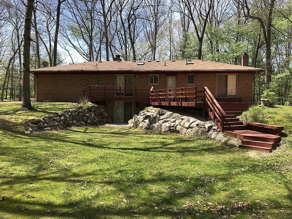 2nd image of 1474 N Van Rd