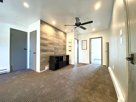 2nd image of 289 Herkimer St #3